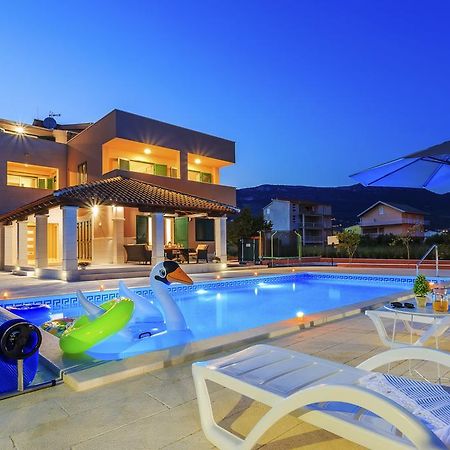 Villa Rusula Rudine  Exterior photo