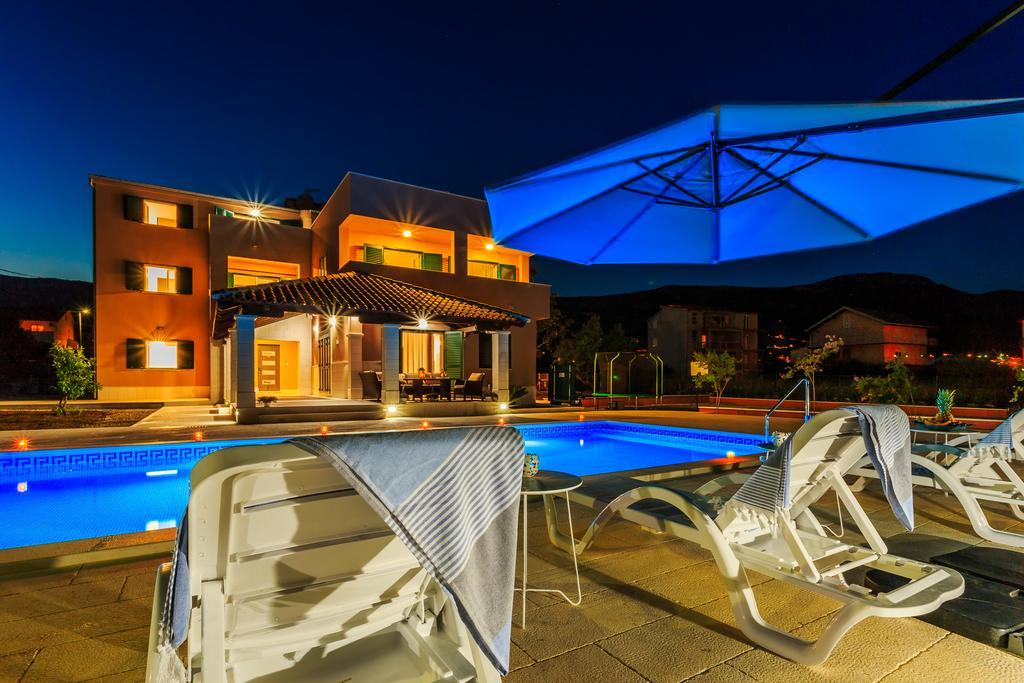 Villa Rusula Rudine  Exterior photo